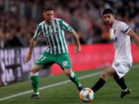 爱游戏-包含法兰克福发布备战花絮，国际比赛日强势反弹，欧联任务艰巨，赛程密集仍需轮换的词条