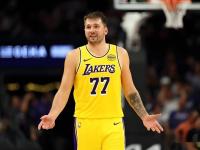 爱游戏-穆古鲁扎巅峰对决，东契奇与40激战MAD分钟，关键助攻胜负难料！的简单介绍