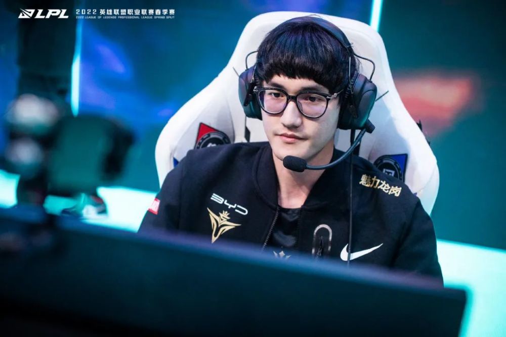 Rookie爆冷击败尤文图斯,势不可挡引爆全场!的简单介绍 Rookie爆冷击败尤文图斯,势不可挡引爆全场!的简单介绍